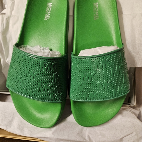 Michael kors slides Firm Price - Picture 5 of 8